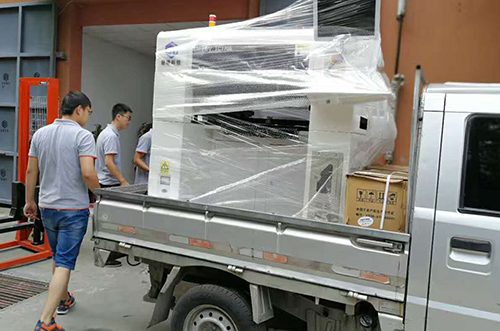 嘉興客戶SMT設備專車送貨，貨到上門安裝調試