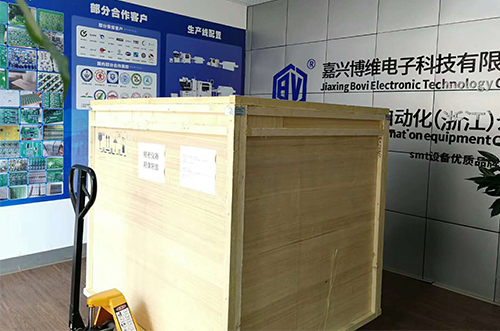 安徽客戶SMT設(shè)備專車(chē)送貨，貨到上門(mén)安裝調(diào)試