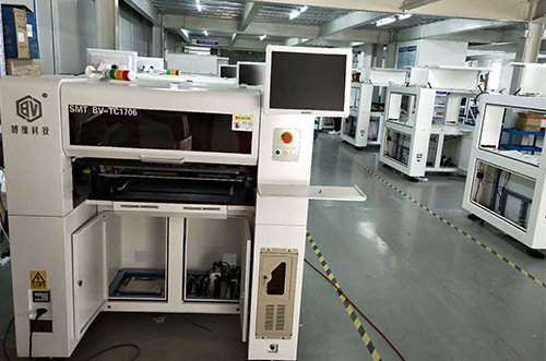 溫州客戶SMT設(shè)備專車送貨，貨到上門安裝調(diào)試