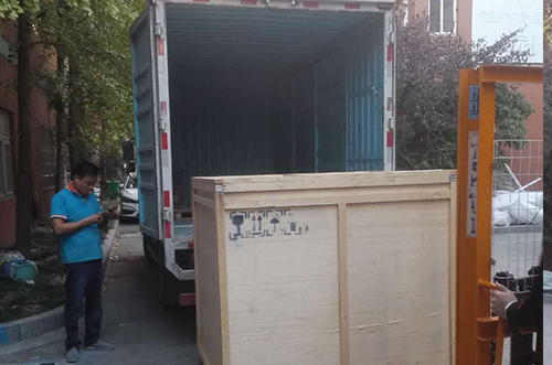 周口客戶SMT設備專車送貨，貨到上門安裝調試