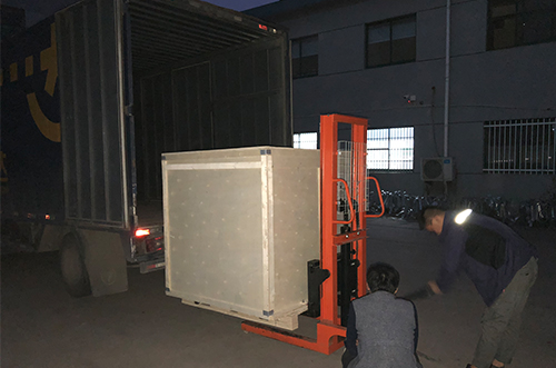 永州客戶SMT設(shè)備專車送貨，貨到上門安裝調(diào)試