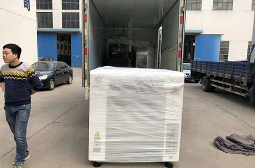 蘇州客戶SMT設(shè)備專車送貨，貨到上門安裝調(diào)試